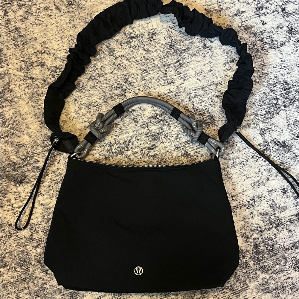 Lululemon handbag